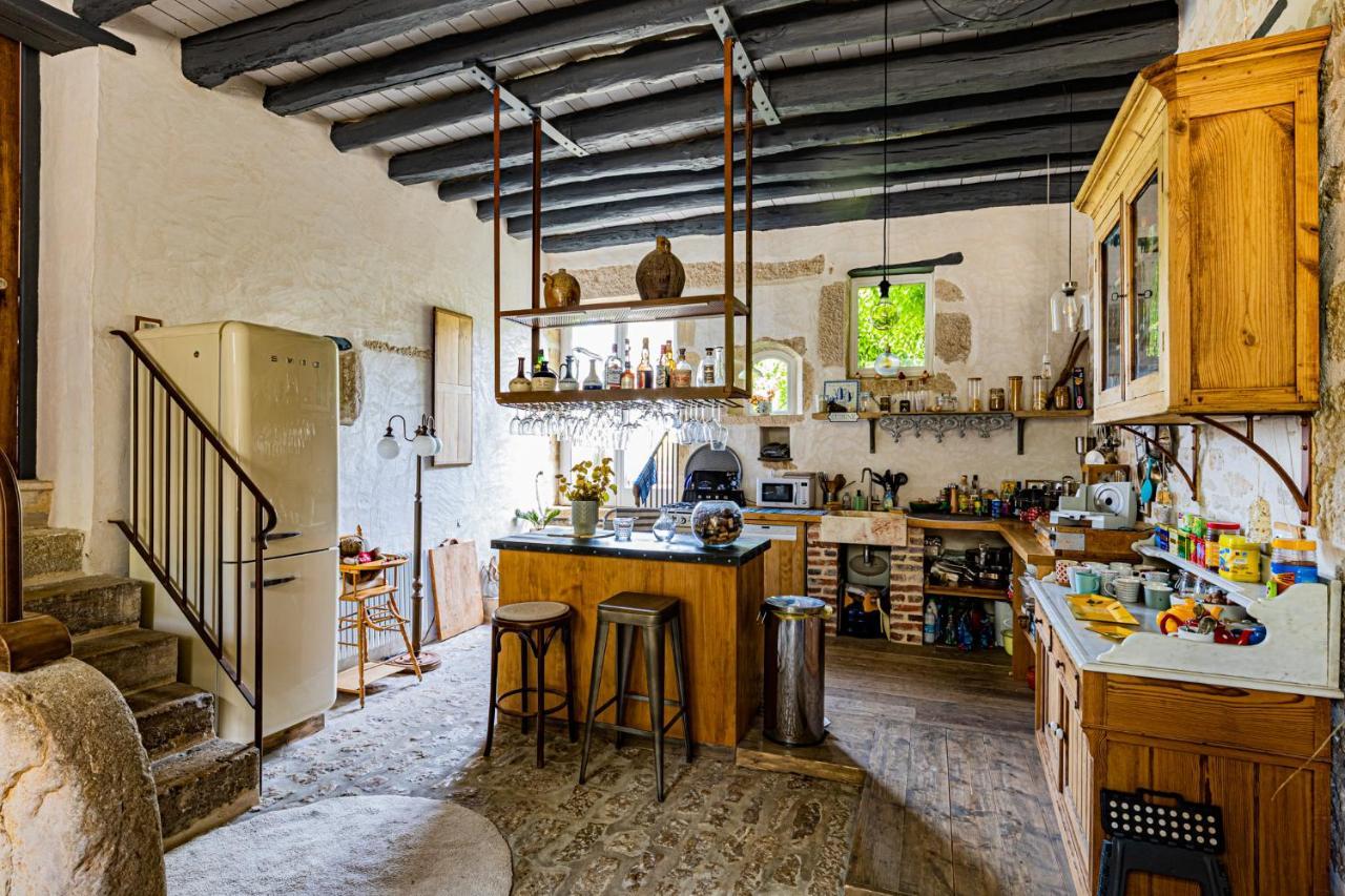 Le Domaine Des Carriers Bed & Breakfast Chevroches Exterior foto