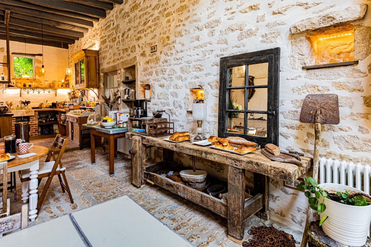 Le Domaine Des Carriers Bed & Breakfast Chevroches Exterior foto