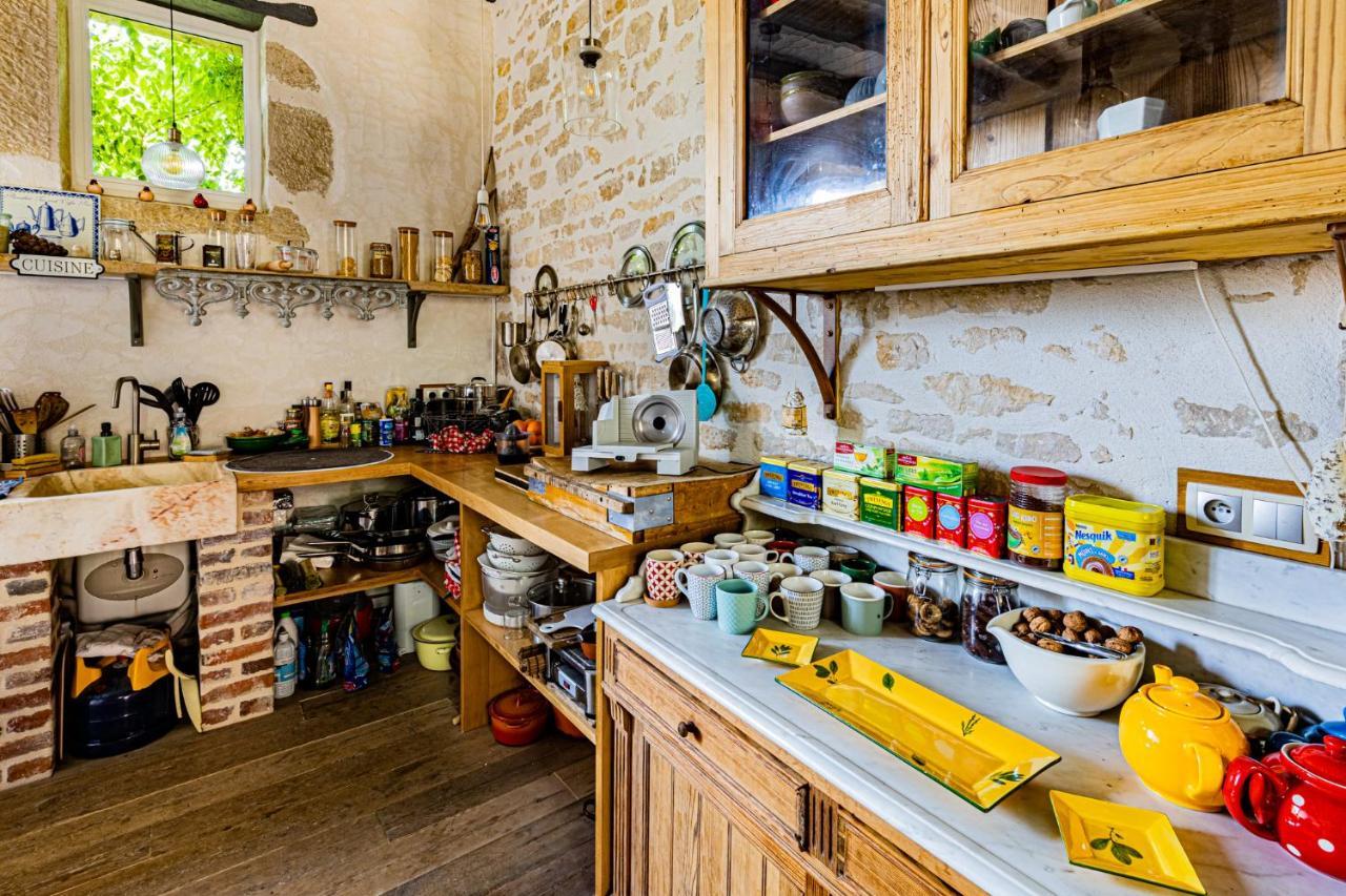 Le Domaine Des Carriers Bed & Breakfast Chevroches Exterior foto