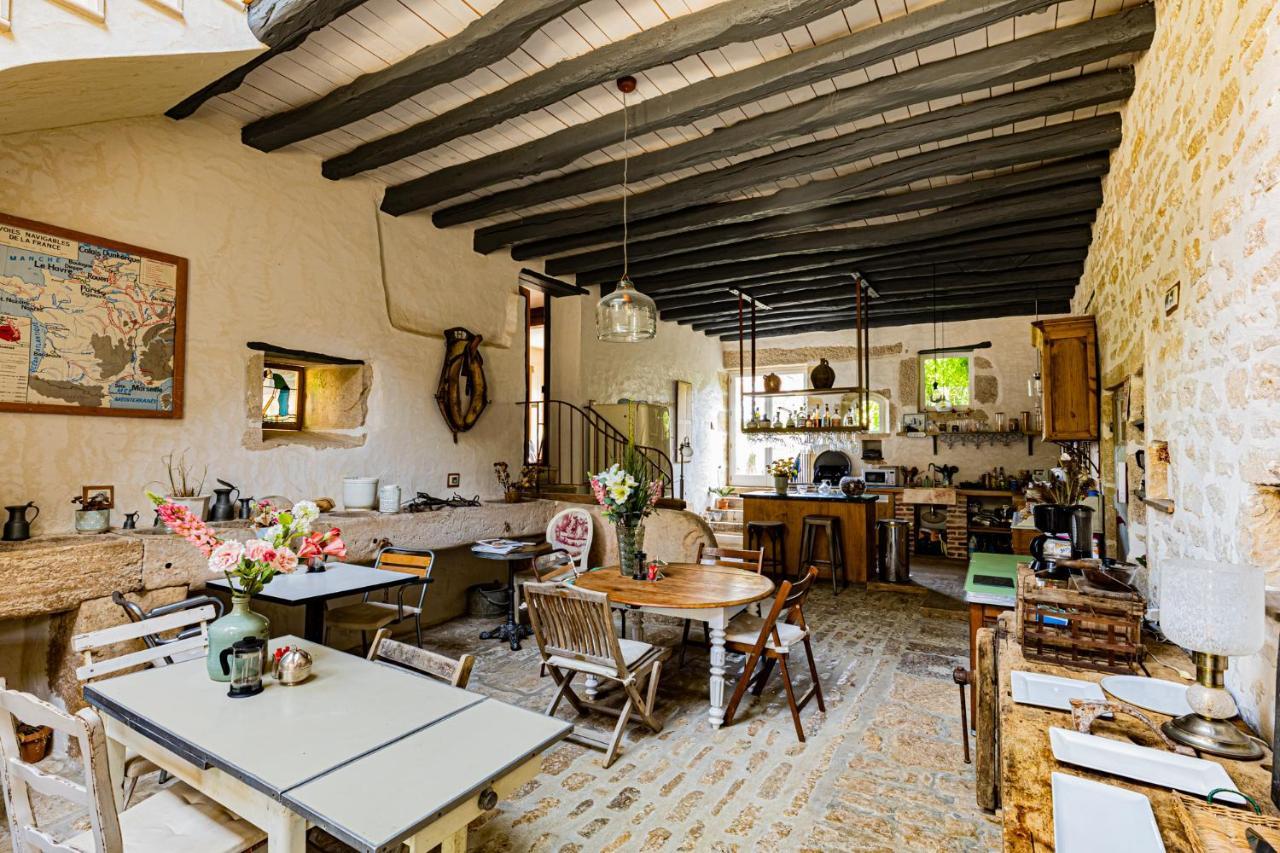 Le Domaine Des Carriers Bed & Breakfast Chevroches Exterior foto